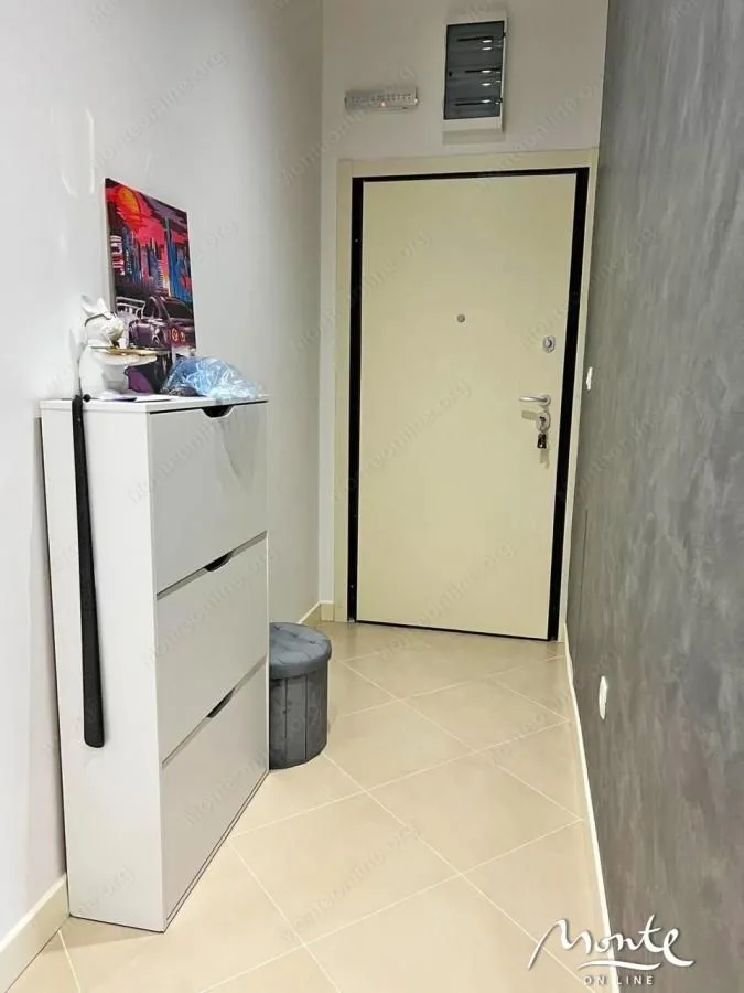 Sale, one bedroom apartment, 54m², Dobrota, Kotor