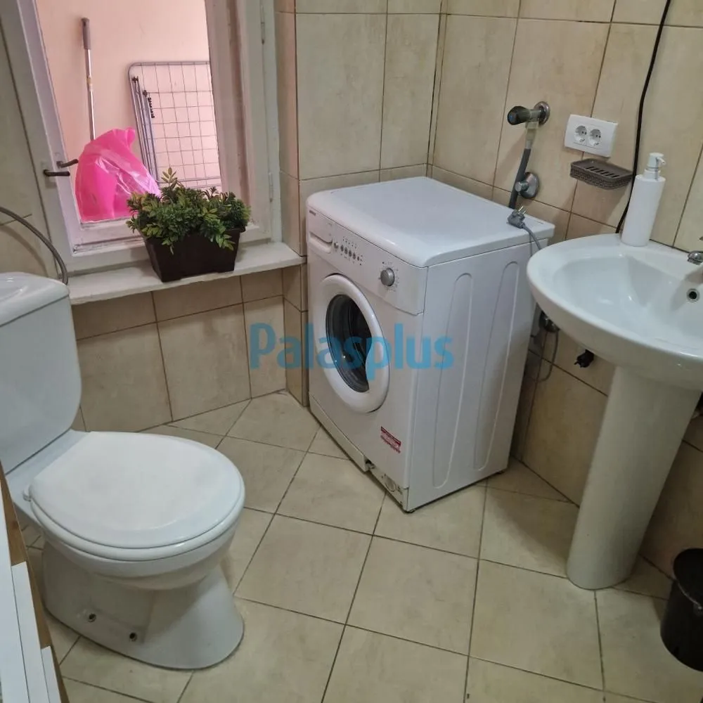 Rent, two bedroom apartment, 63m², Botanička Bašta, Palilula Sve Podlokacije