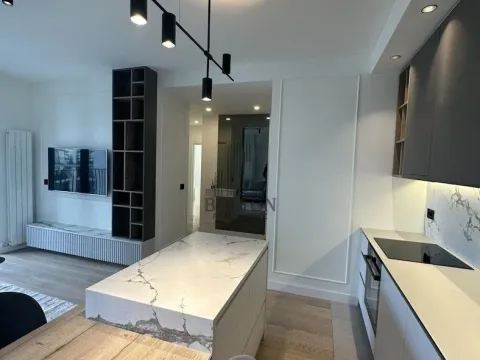 Izdavanje, trosoban stan, 70m², Savski Venac, Beograd - image 9