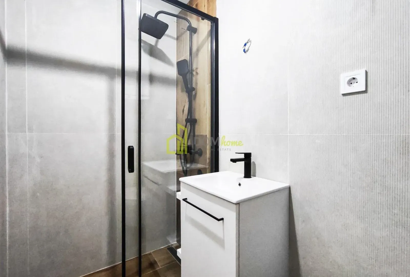Prodaja, jednosoban stan, 37m², Blok 5, Podgorica