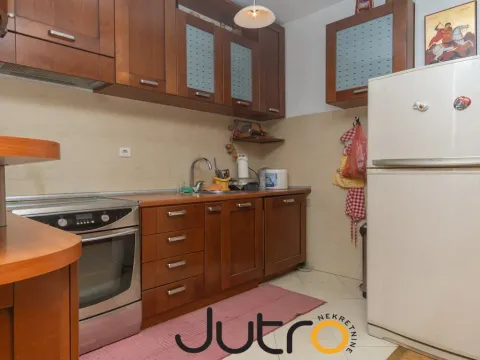 Prodaja, trosoban stan, 110m², Preko Morače, Podgorica - image 4