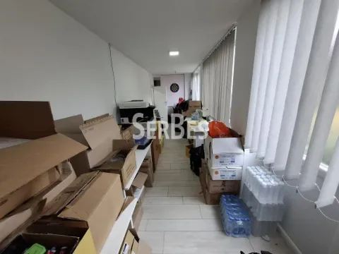 Izdavanje, stan, 150m², Socijalno, Novi Sad Sve Podlokacije - image 16