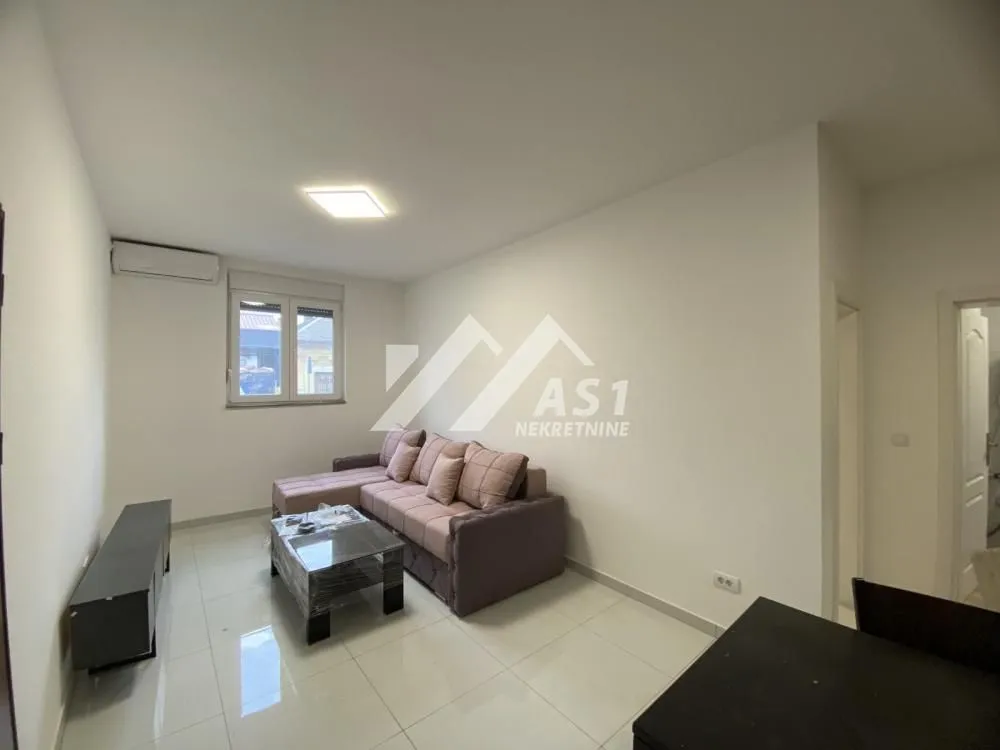 Izdavanje, dvosoban stan, 45m², Stari Majur, Petrovaradin