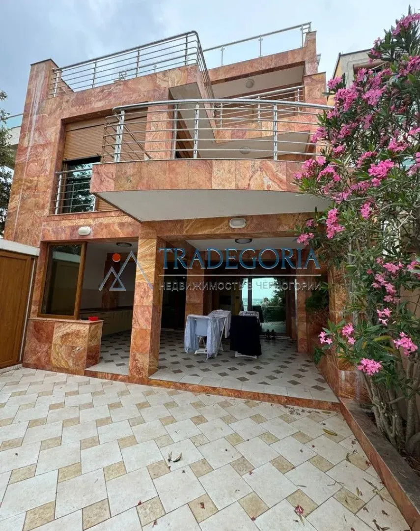 Prodaja, kuća, 282m², Utjeha, Ulcinj