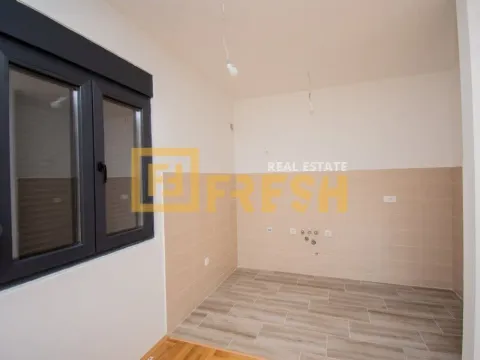 Sale, one bedroom apartment, 39m², Tološi, Podgorica - image 3