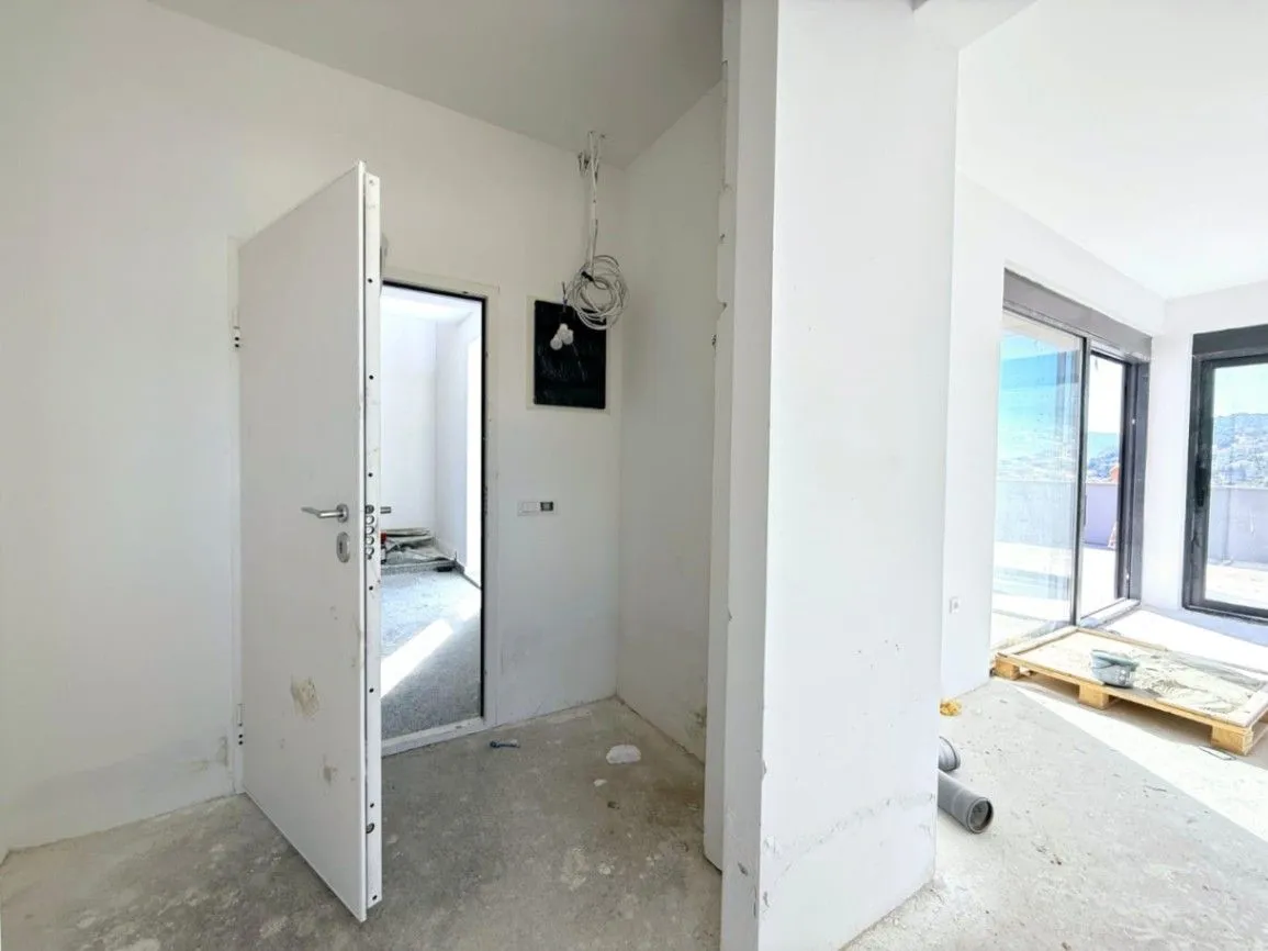 Sale, three bedroom apartment, 135m², Ilino, Bar