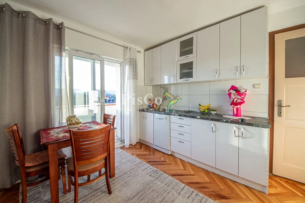 Prodaja, dvosoban stan, 65m², Nikšić, Crna Gora