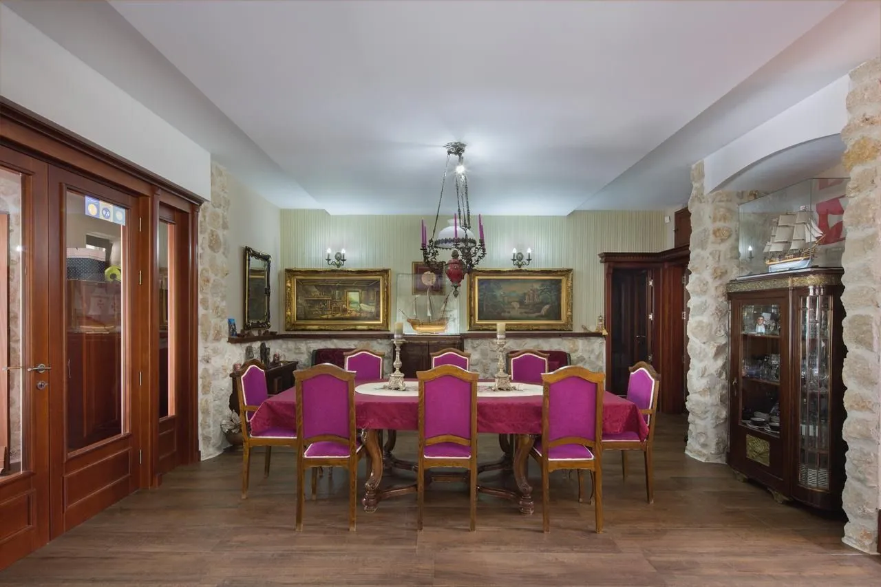 Sale, house, 690m², Prčanj, Kotor