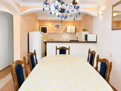 Rent, house, 200m², Utjeha, Bar - image 4