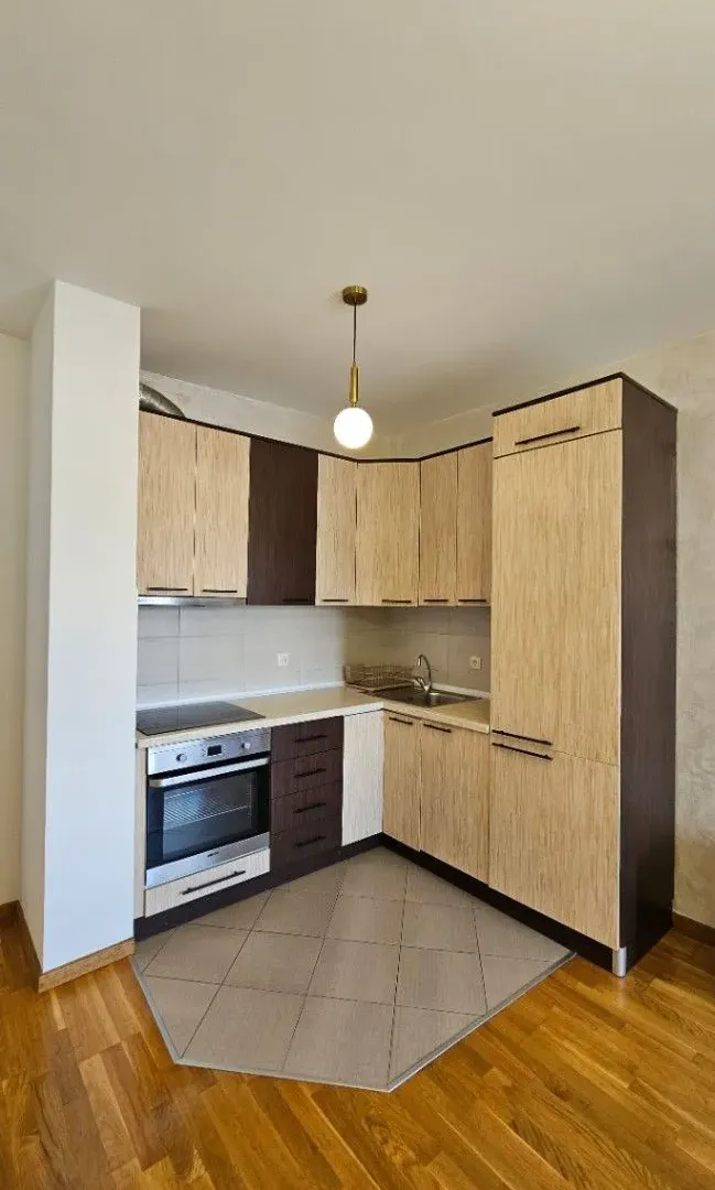 Izdavanje, dvosoban stan, 60m², Tuški Put, Podgorica
