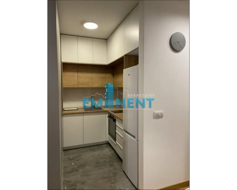 Rent, apartment, 39m², Crveni Krst, Beograd
