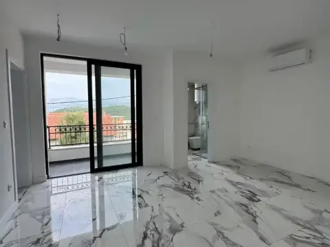 Prodaja, jednosoban stan, 54m², Radovići, Tivat - image 2