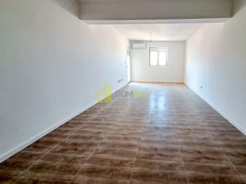 Izdavanje, trosoban stan, 91m², Bar, Crna Gora - image 3