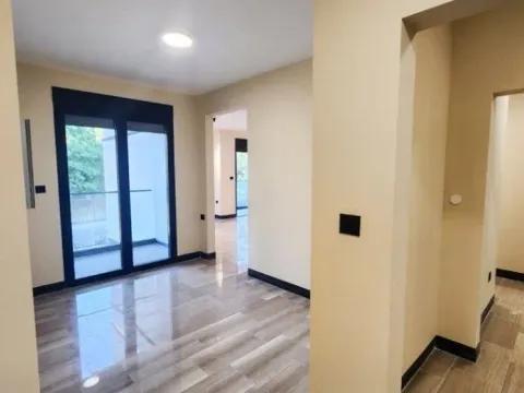 Sale, three bedroom apartment, 111m², Vezirov Most, Podgorica