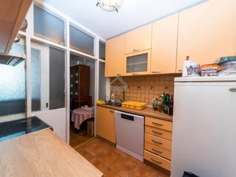 Izdavanje, trosoban stan, 100m², Preko Morače, Podgorica - image 4