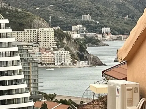 Sale, one bedroom apartment, 40m², Bečići, Budva - image 11