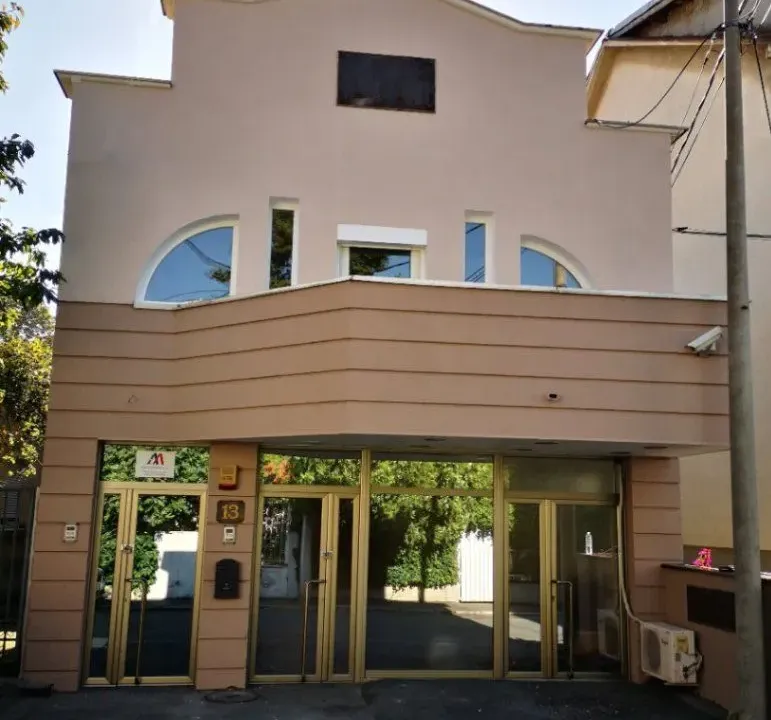 Sale, office space, 370m², Šumice, Beograd