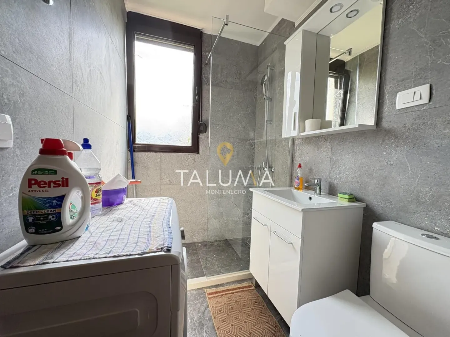 Rent, one bedroom apartment, 50m², Blok 5, Podgorica