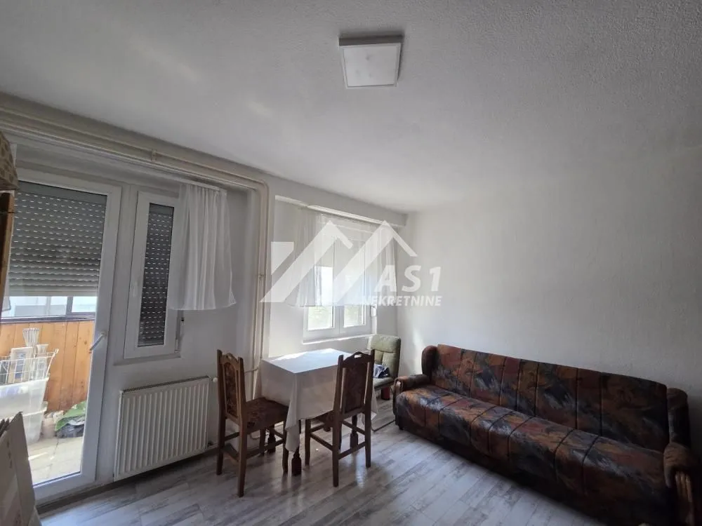 Izdavanje, jednosoban stan, 45m², Petrovaradin, Novi Sad