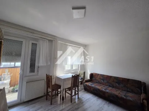 Izdavanje, jednosoban stan, 45m², Petrovaradin, Novi Sad - image 1
