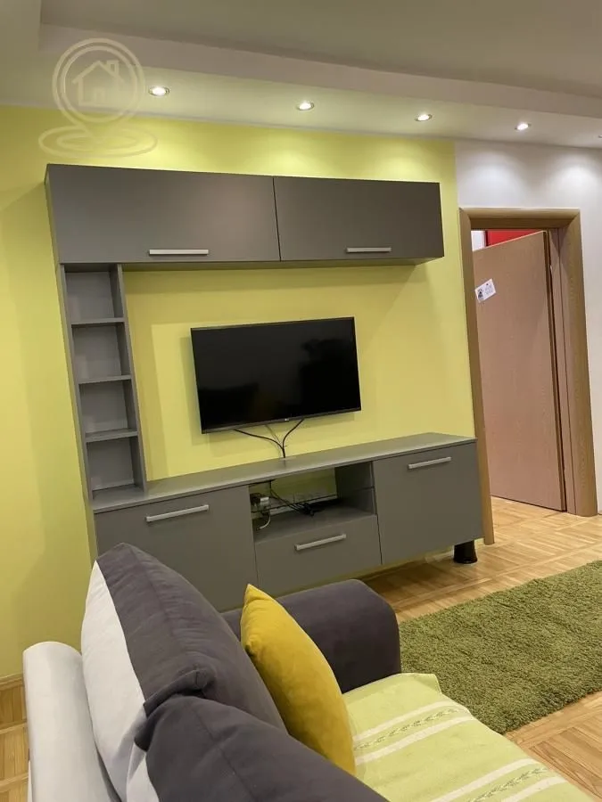 Izdavanje, jednosoban stan, 50m², Podbara, Novi Sad Sve Podlokacije