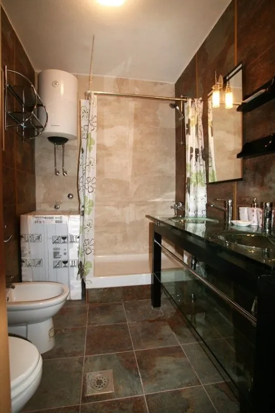 Prodaja, kuća, 210m², Opatovo, Tivat