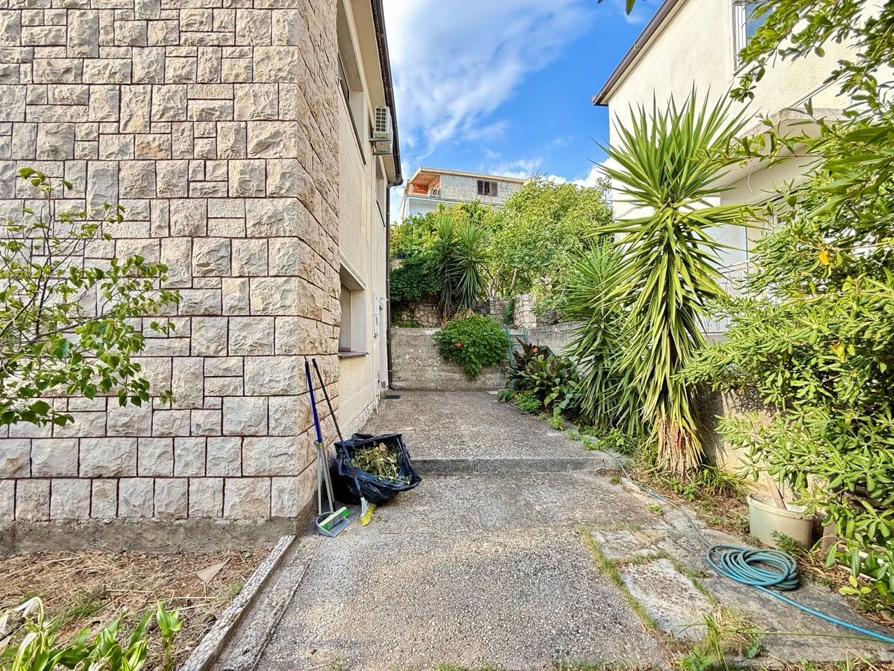 Prodaja, kuća, 183m², Centar, Ulcinj