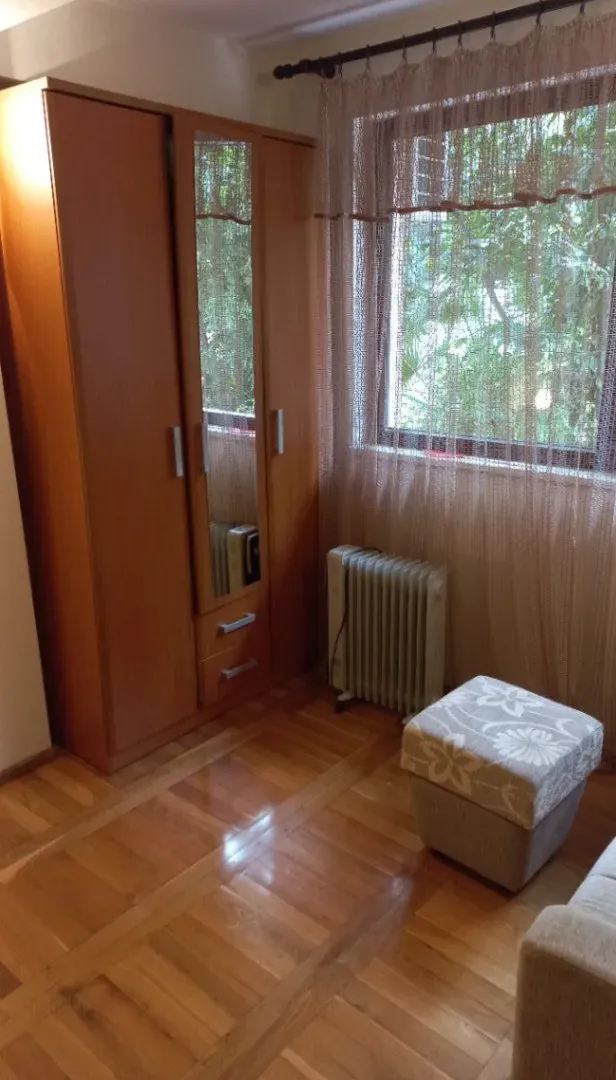 Izdavanje, jednosoban stan, 43m², Đenovići, Herceg Novi