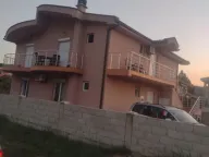 Izdavanje, trosoban stan, 120m², Polje, Bar - image 1