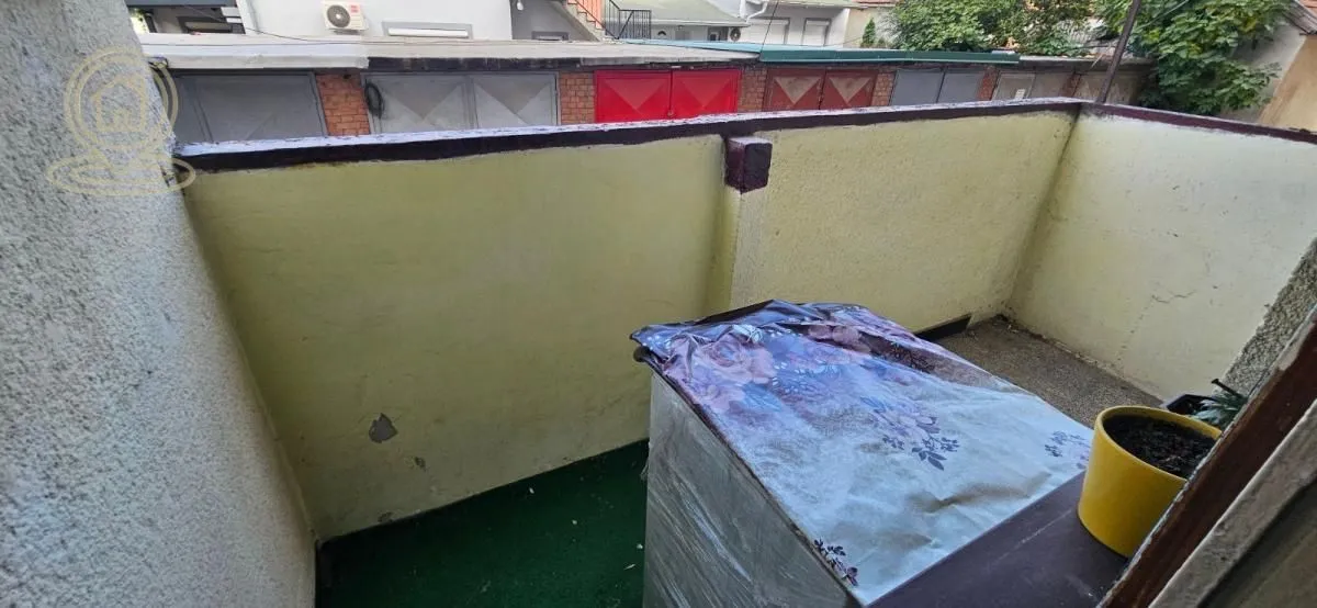 Prodaja, trosoban stan, 78m², Sajmište, Novi Sad