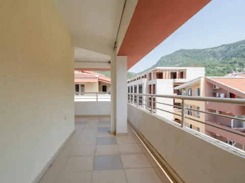 Sale, three bedroom apartment, 222m², Budva, Crna Gora - image 21