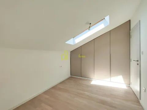 Prodaja, jednosoban stan, 52m², Tološi, Podgorica - image 4