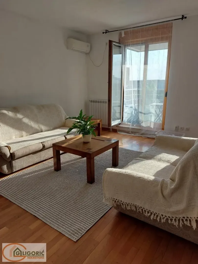 Rent, four bedroom apartment, 95m², Lion, Zvezdara Sve Podlokacije