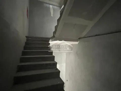 Izdavanje, poslovni prostor, 110m², Centar, Smederevo - image 10