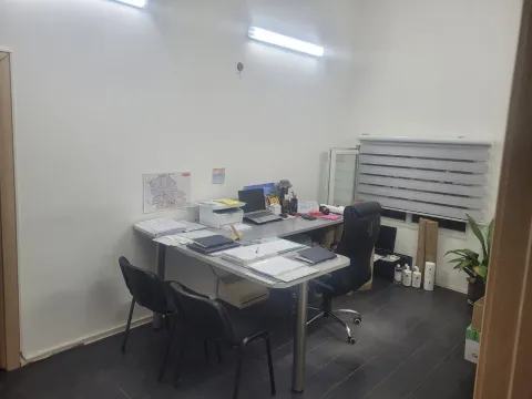 Izdavanje, poslovni prostor, 750m², Veternik, Novi Sad Sve Podlokacije - image 11