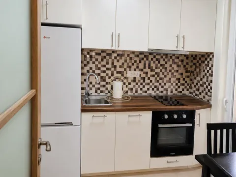 Rent, two bedroom apartment, 36m², Kalenić Pijaca, Vračar Sve Podlokacije - image 2