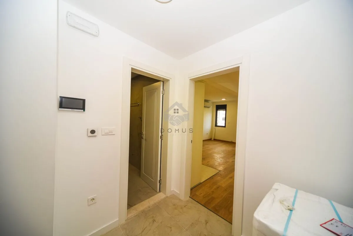Rent, office space, 40m², Tološi, Podgorica