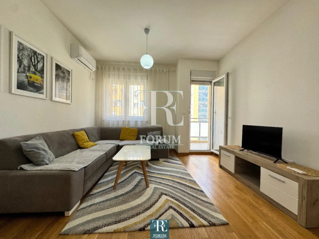 Rent, one bedroom apartment, 45m², City Kej, Podgorica