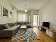 Izdavanje, jednosoban stan, 45m², City Kej, Podgorica - image 1