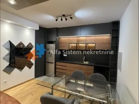 Izdavanje, trosoban stan, 83m², Vidikovački venac, Rakovica - image 10