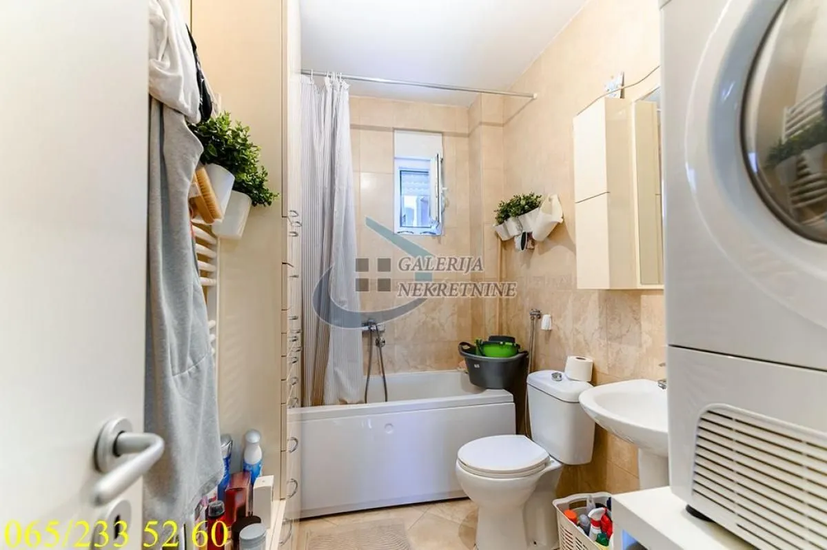 Prodaja, trosoban stan, 58m², Uciteljsko Naselje, Zvezdara Sve Podlokacije