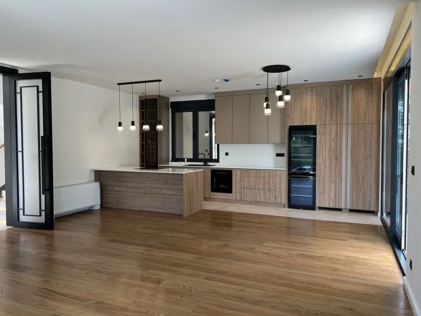 Rent, house, 230m², Gornja Gorica, Podgorica