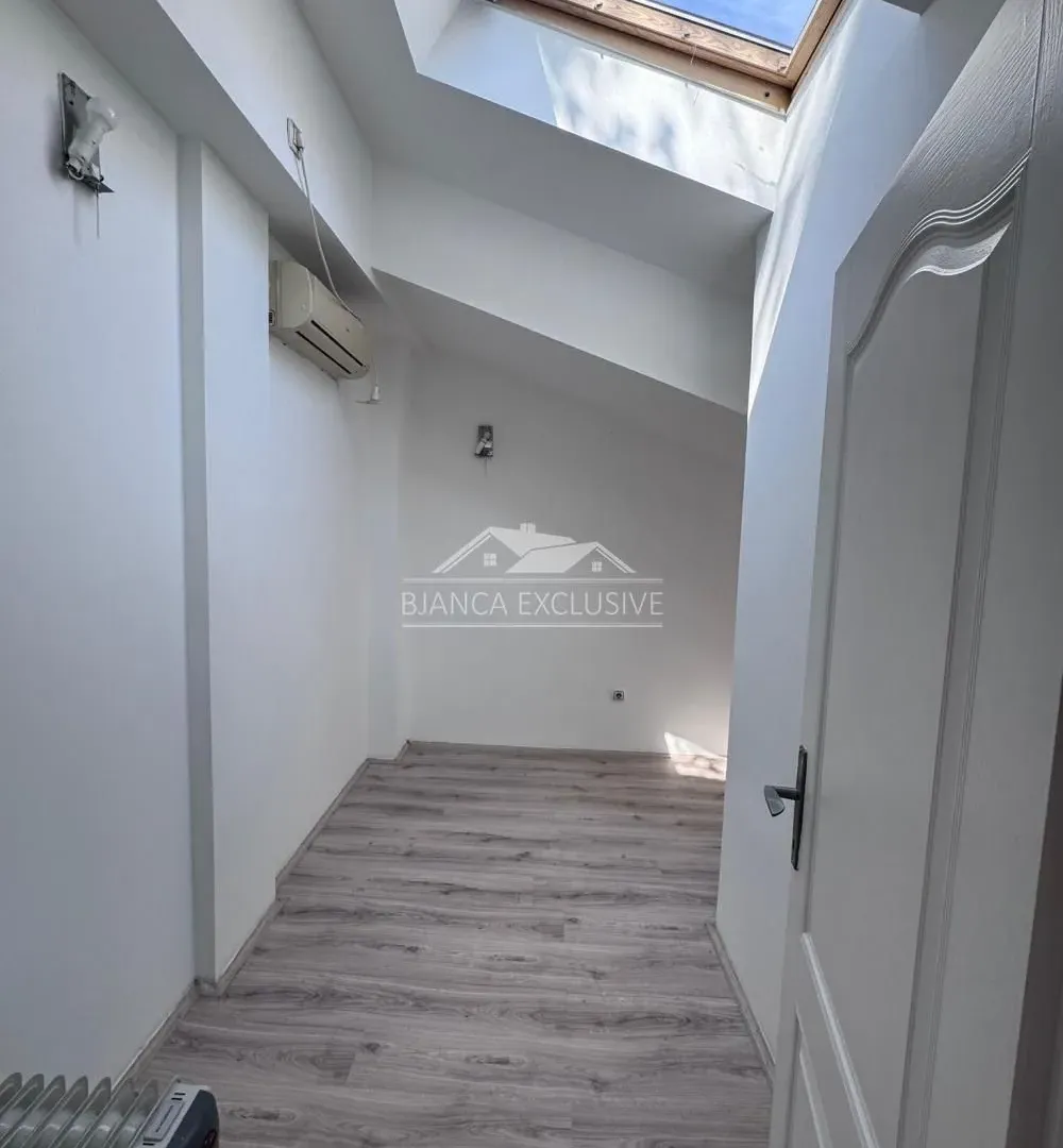 Prodaja, stan, 166m², Vračar Sve Podlokacije, Beograd