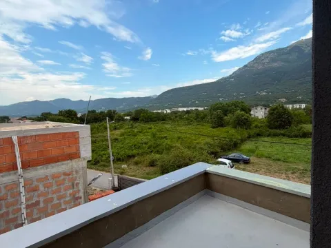 Rent, studio apartment, 36m², Radanovići, Kotor - image 1