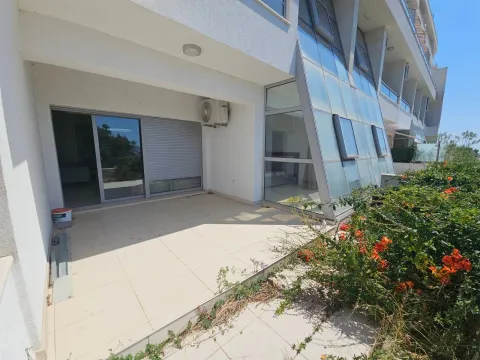 Prodaja, jednosoban stan, 85m², Pinješ, Ulcinj - image 7