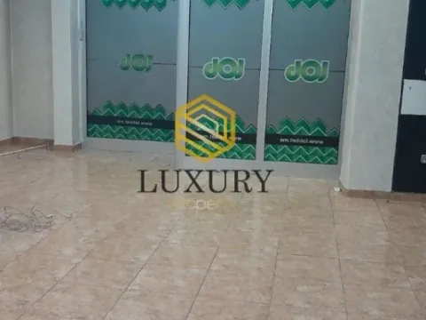 Rent, office space, 43m², Blok 6, Podgorica - image 2