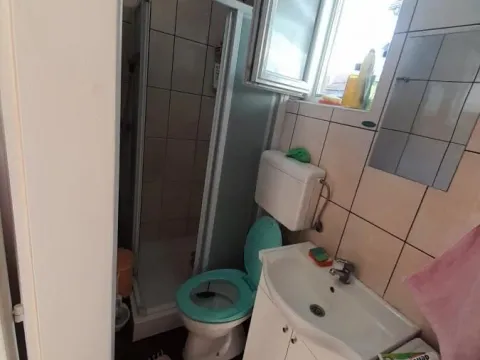 Prodaja, kuća, 265m², Ćuprija, Srbija - image 9