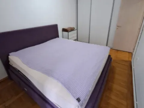 Sale, two bedroom apartment, 79m², Stari Aerodrom, Podgorica - image 6