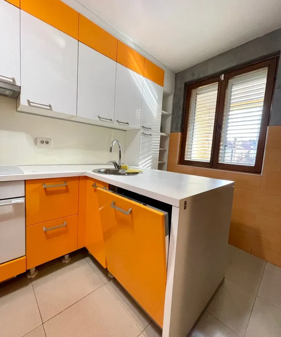 Rent, house, 200m², Konik, Podgorica