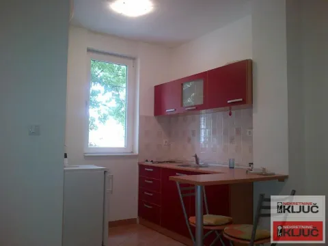 Prodaja, garsonjera, 23m², Socijalno, Novi Sad Sve Podlokacije - image 2
